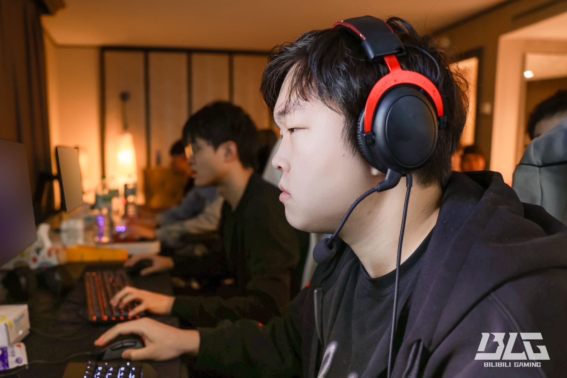电竞椅行业未来助力玩家享受极致体验CQ9电子版入口傲风以技术创新引领(图3)